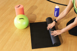 COLCHONETA PILATES/YOGA SOFTEE DELUXE GROSOR 6MM - Imagen 9