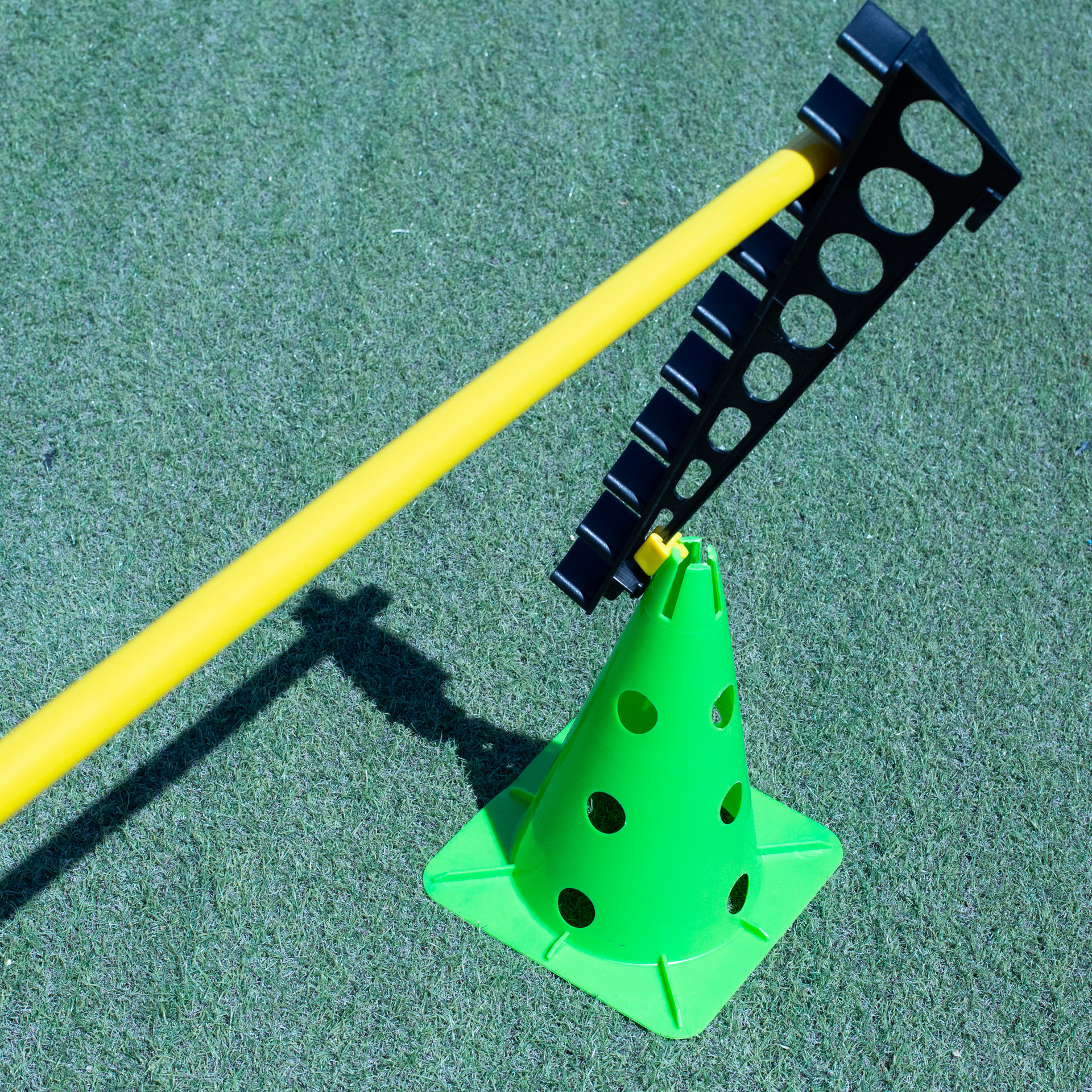 REGLA CON ACOPLE PARA CONO DE 32, 40 Y 50CM CON SOPORTE PARA PICA Y ARO - Imagen 6